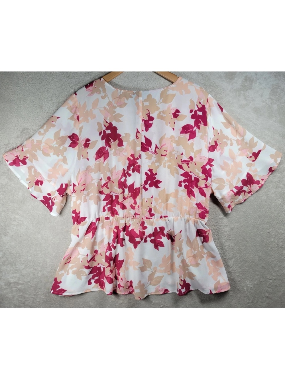 Lane Bryant 24 Floral Blouse Ruffle Sleeve Tie Front Plus Size Top - Picture 4 of 8